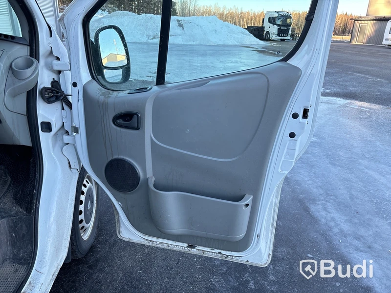 Skåpbil Renault Trafic 2.9t 2.0 dCi 2013