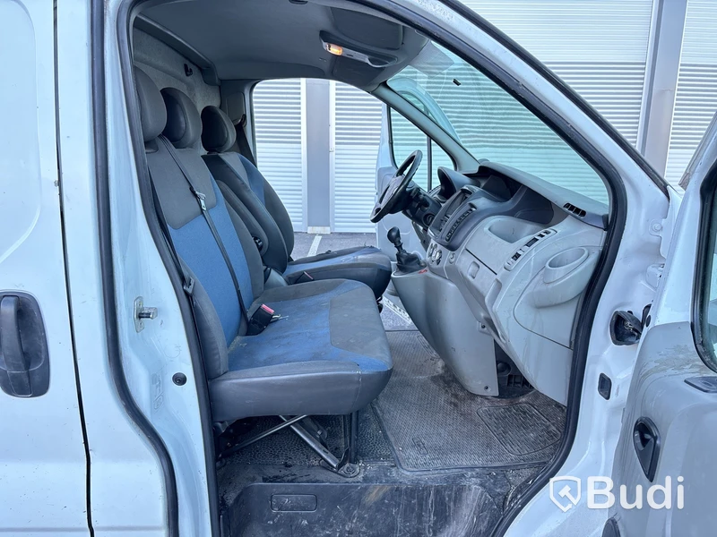 Skåpbil Renault Trafic 2.9t 2.0 dCi 2013
