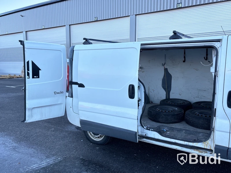 Skåpbil Renault Trafic 2.9t 2.0 dCi 2013