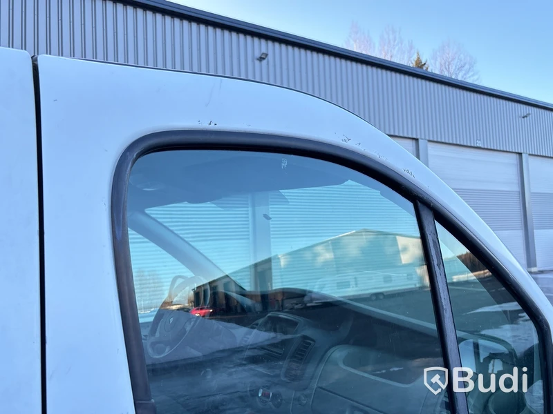 Skåpbil Renault Trafic 2.9t 2.0 dCi 2013