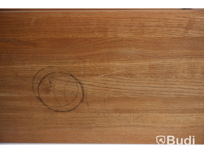 Sideboard - ek. 110x32+91 cm.