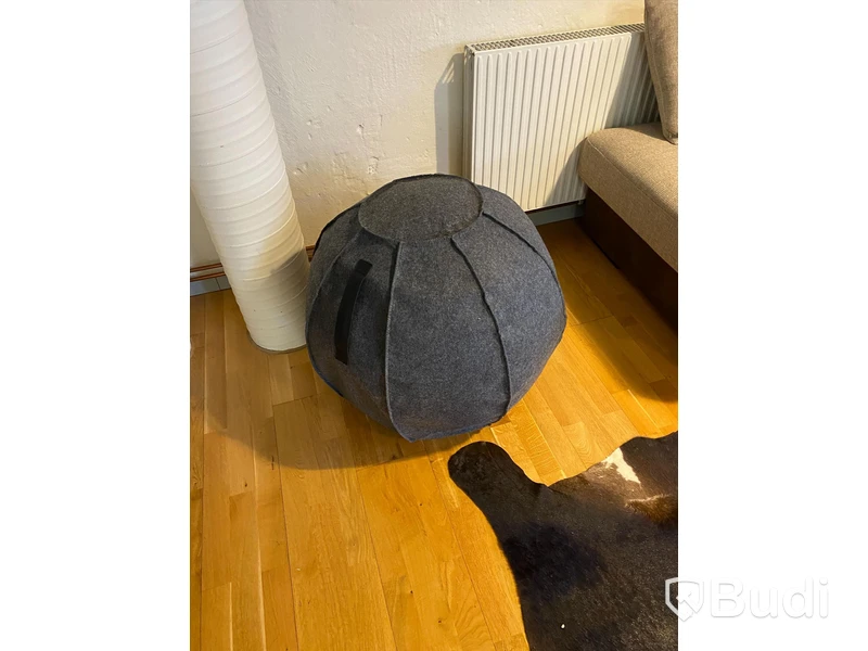 Puff - grå, mjuk som studsboll