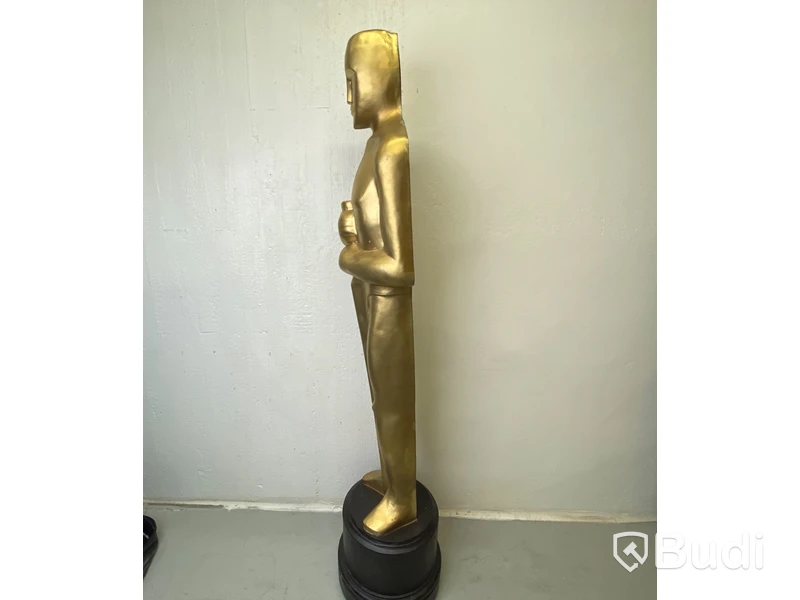 Oscarsstatyett 2,20m hög i skyddsfodral
