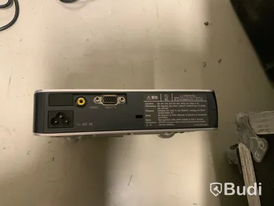 Projektor Sony VPL-MX20 i väska med sladdar