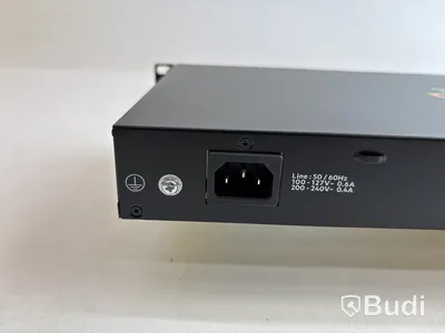 Switch HPE Aruba JL678A 24G