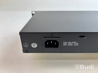 Switch HPE Aruba JL678A 24G
