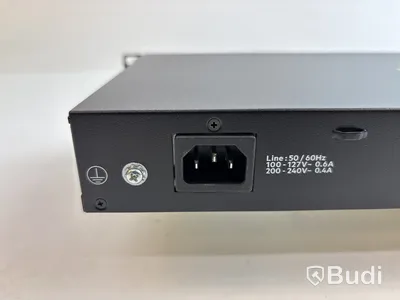 Switch HPE Aruba JL678A 24G