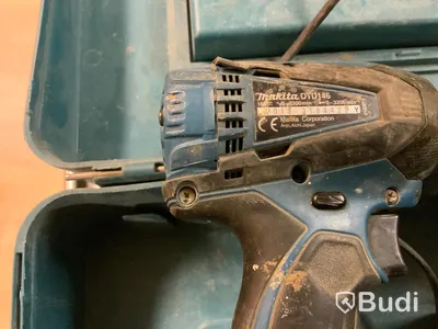 Makita 2 st Skruvdragare DLX 2014Kit 2 st 18 Volt, batteri och laddare