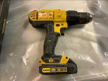 Skruvdragare DEWALT  DCD776C2. 18 Volt 2 Batteri och Laddare