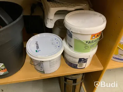 Färger i parti diverse fabrikat och sorter måna burkar öppnade