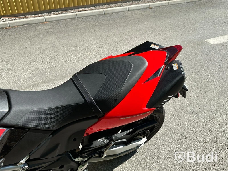 Motorcykel Aprilia Dorsoduro 1200-2012 | ABS | 128hk