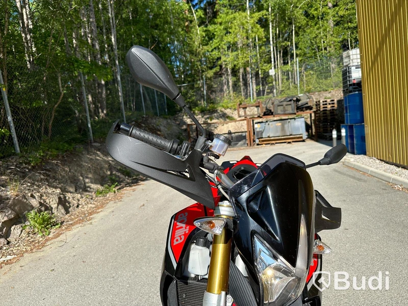 Motorcykel Aprilia Dorsoduro 1200-2012 | ABS | 128hk