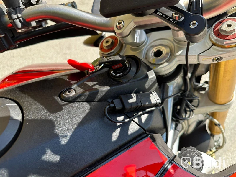 Motorcykel Aprilia Dorsoduro 1200-2012 | ABS | 128hk