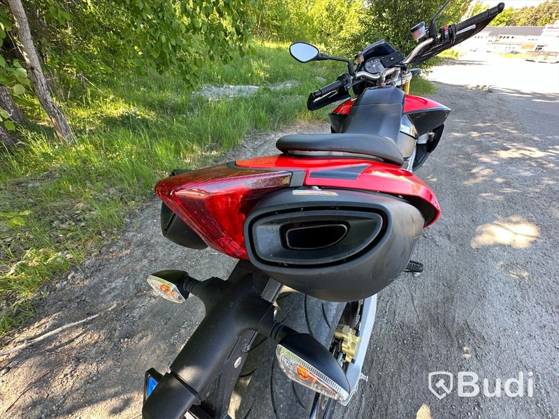 Motorcykel Aprilia Dorsoduro 1200-2012 | ABS | 128hk