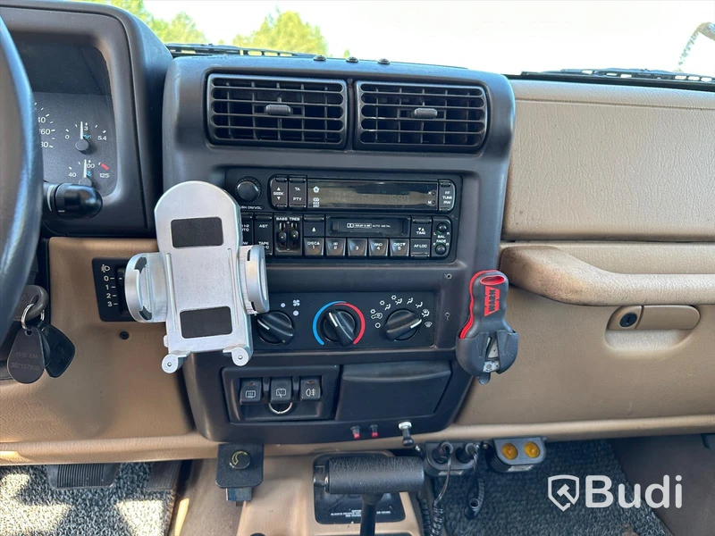 Jeep Wrangler 4.0 V6 TJ-1999 | Automat | Vinch | Nybesiktigad