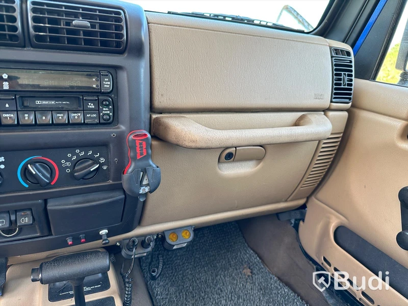 Jeep Wrangler 4.0 V6 TJ-1999 | Automat | Vinch | Nybesiktigad