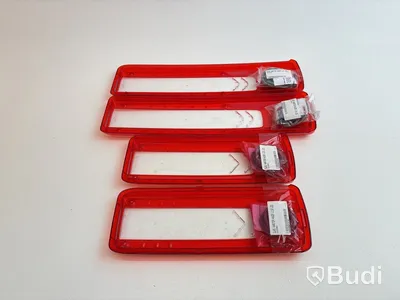 4 st. Glas vänster/höger Vignal, LC9 och LC10