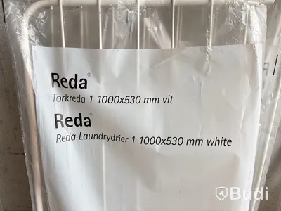 Parti med torkredor och tillbehör till dusch, Grunda och Erics industrier