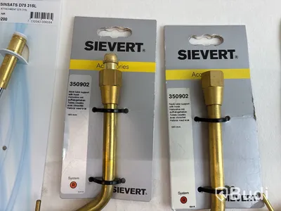 Parti med diverse svetstillbehör
