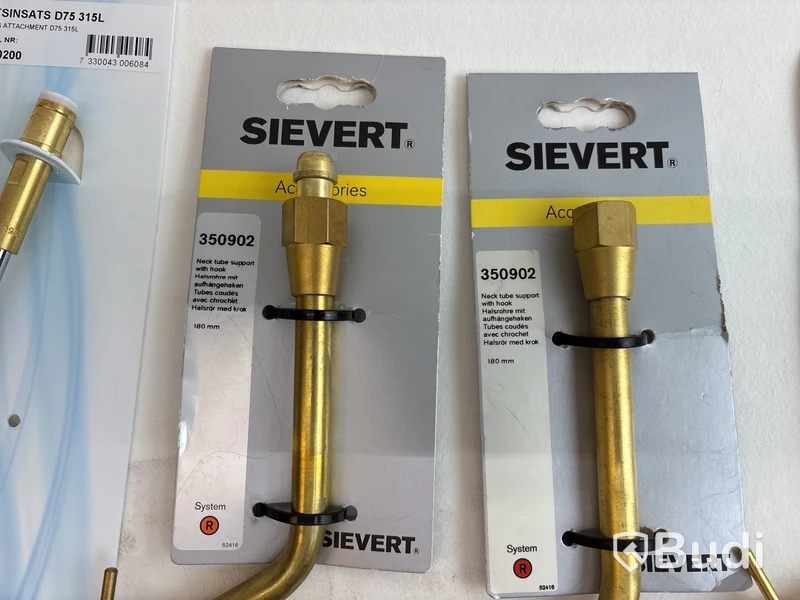 Parti med diverse svetstillbehör