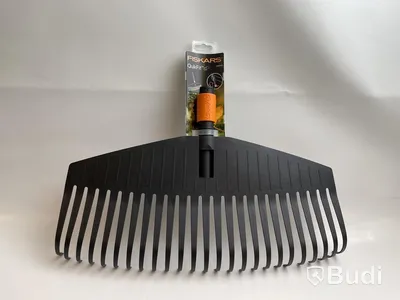 Parti med olika trädgårdsredskap från fiskars, Ord. pris inkl. moms: ca 4000 kr