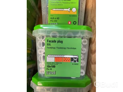 Parti med skruv, spik, plug, bits och nittång. Essve, Ord. pris inkl. moms: ca 28000 kr