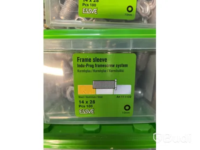 Parti med skruv, spik, plug, bits och nittång. Essve, Ord. pris inkl. moms: ca 28000 kr