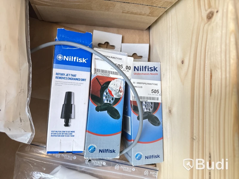 Parti med diverse Nilfiskprodukter