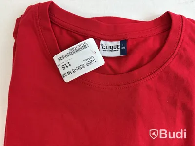 Parti med T-shirts dam, olika modeller, märken och storlek