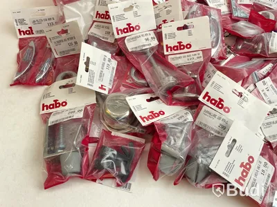 Parti med diverse produkter, olika märken men främst Habo