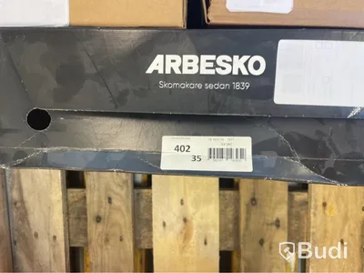 Parti med Arbetsskor, olika märken och modeller, 8 par, stl. 35