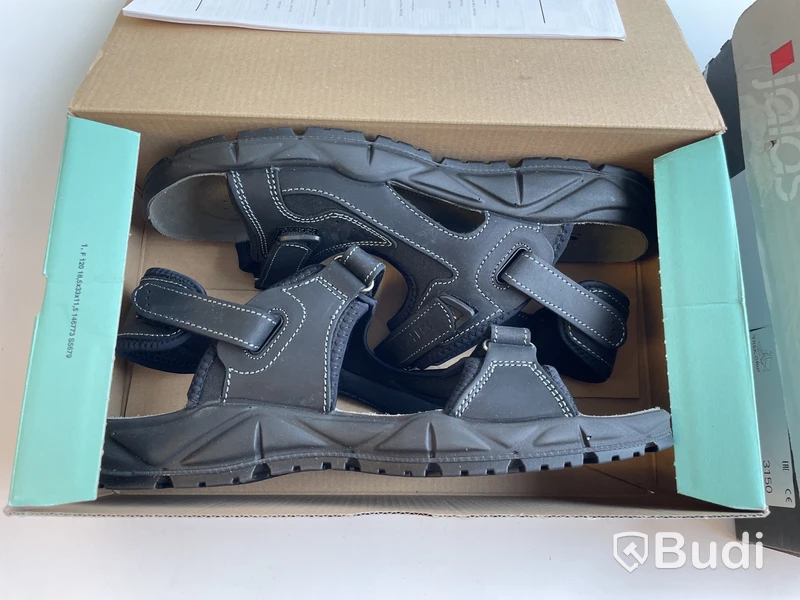 1 par Sandaler Sika motion och 1 par skydds- och arbetsskor Jalas, stl. 44