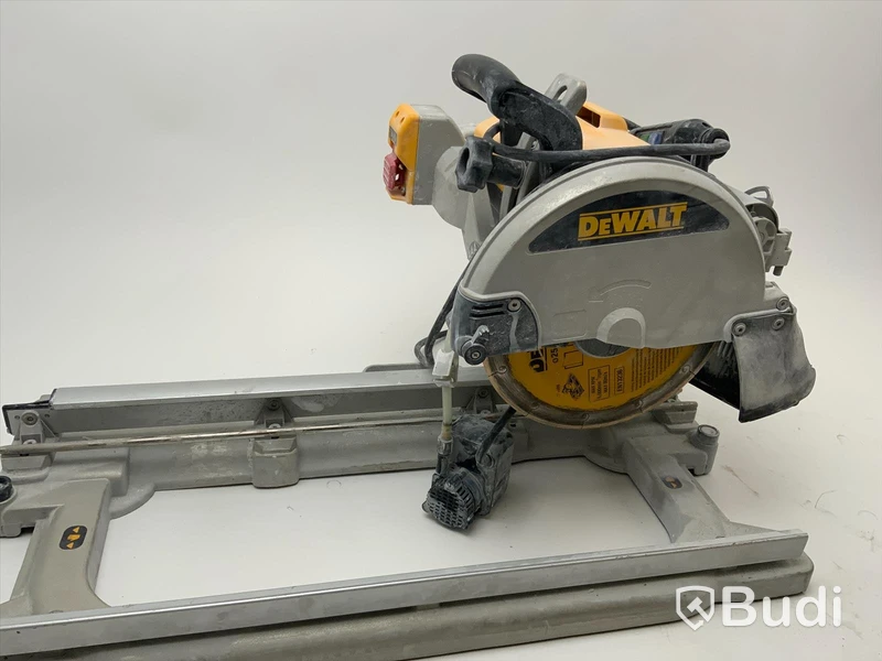 KAKELSÅG DEWALT D2400