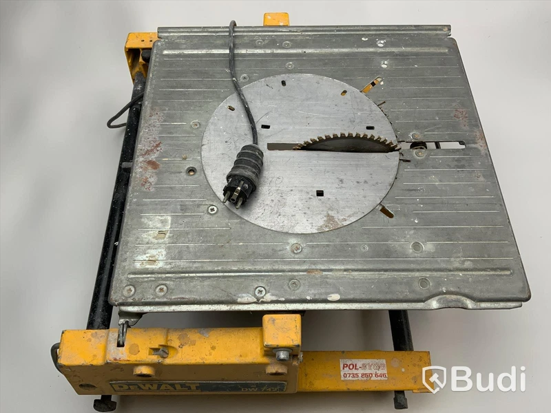 Bordssåg, DeWALT DW 742. OBS saknar riktlinjal