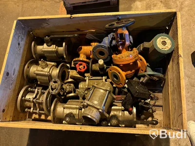 1 pall med blandade ventiler - ca 15 st