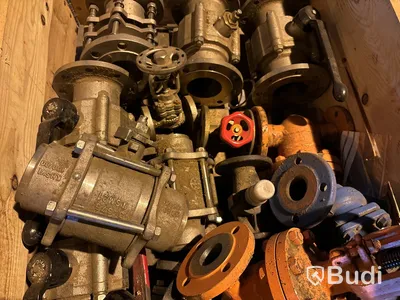 1 pall med blandade ventiler - ca 15 st
