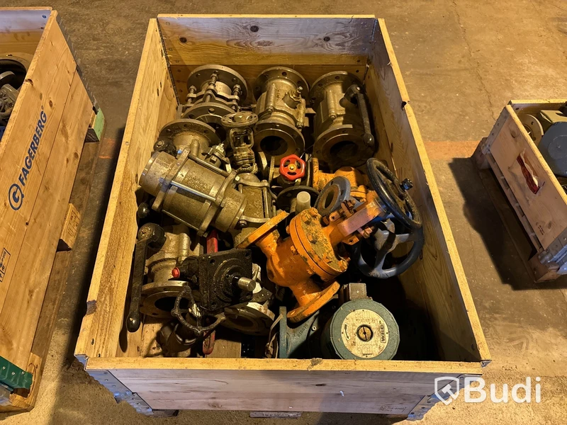 1 pall med blandade ventiler - ca 15 st