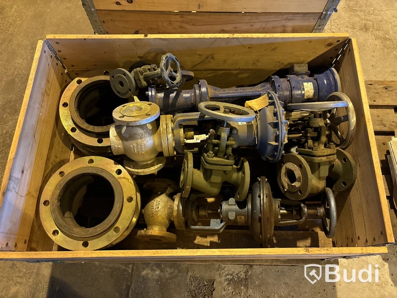 1 pall med blandade ventiler - ca 10 st