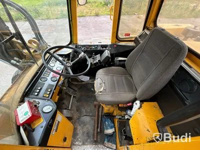 Hjullastare Volvo L90 | 26230h | 1989
