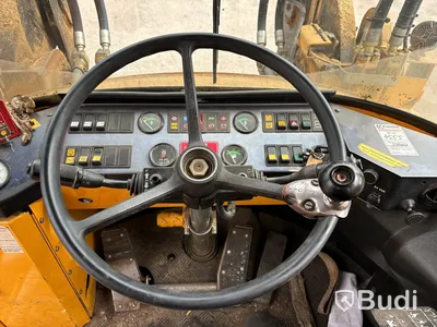 Hjullastare Volvo L90 | 26230h | 1989