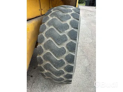 Hjullastare Volvo L90 | 26230h | 1989