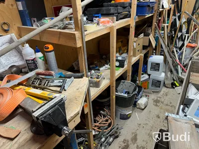 Container, 20 fot inklusive innehåll
