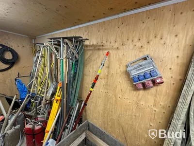 Container, 20 fot inklusive innehåll
