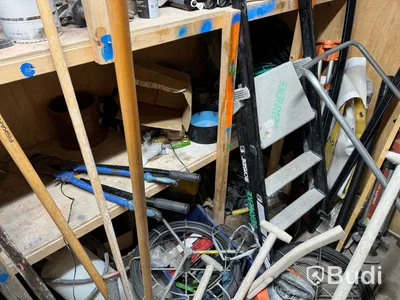Container, 20 fot inklusive innehåll
