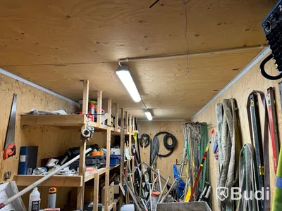 Container, 20 fot inklusive innehåll