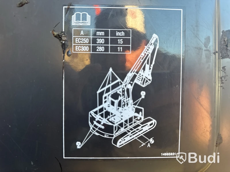 Bandgrävmaskin Volvo EC250EL 6415h -19