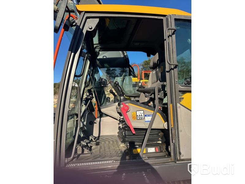 Bandgrävmaskin Volvo EC250EL 6415h -19