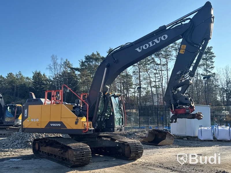 Bandgrävmaskin Volvo EC250EL 6415h -19