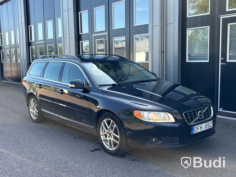 Volvo V70 2.4 D Business Momentum | 27545 mil | 2009