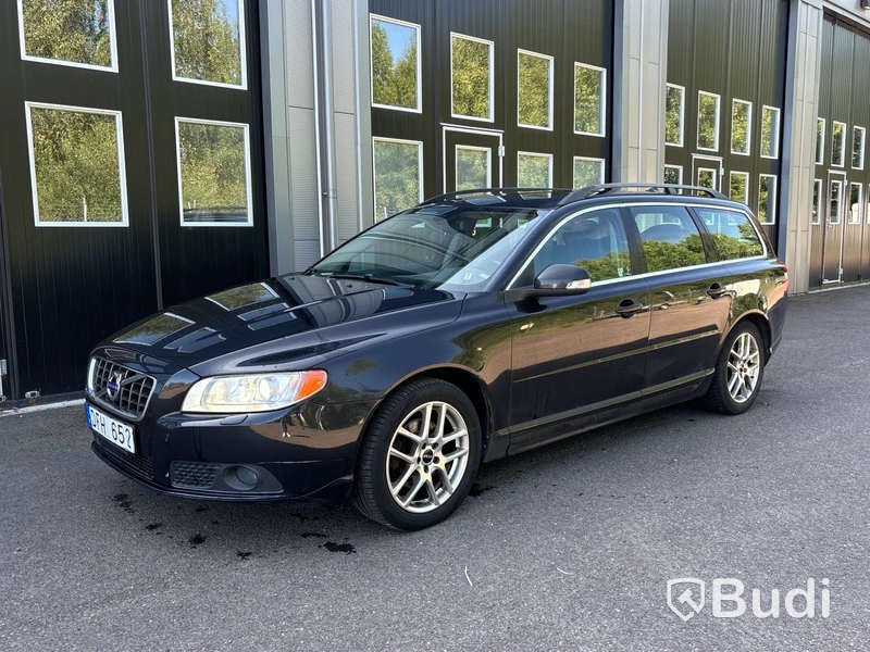 Volvo V70 2.4 D Business Momentum | 27545 mil | 2009